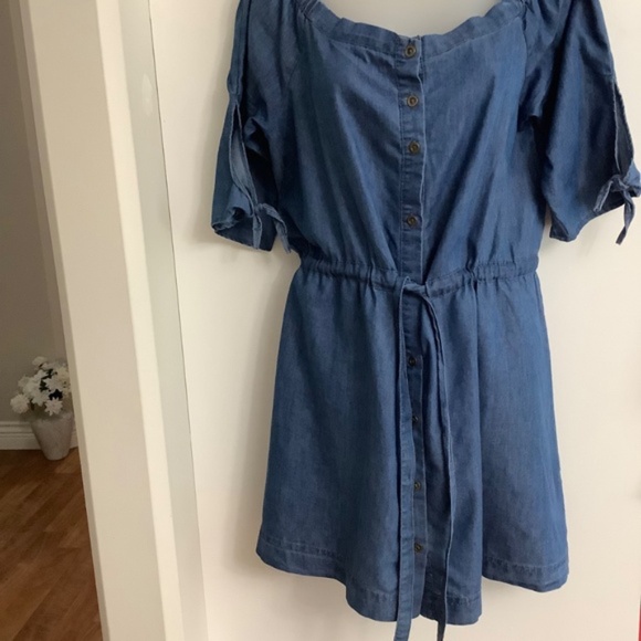 New Look Chambray Peasant Dress L 37/38 bust - Picture 1 of 10